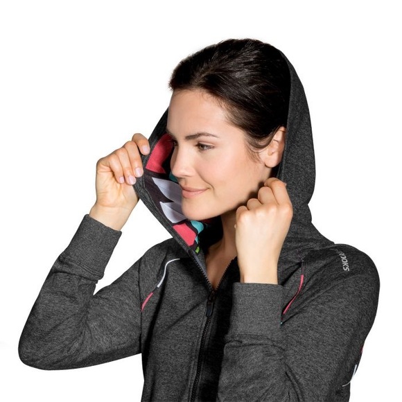 Brooks Revival Hoodie - Picture 2 of 16